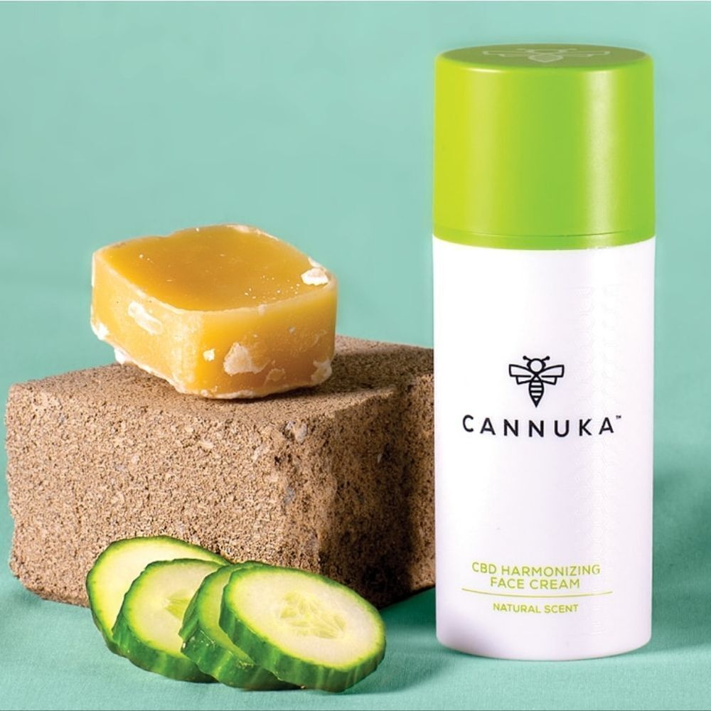 C BD Harmonizing Intense Moisture Face Cream with Manuka Honey
